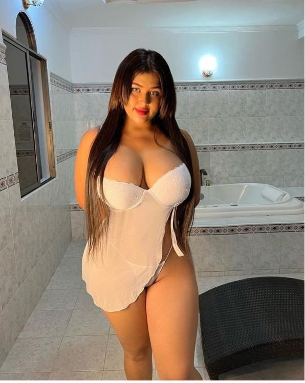 Air Hostess Escorts Bangalore Reena